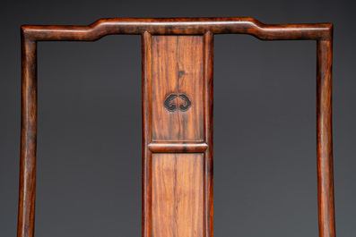 A Chinese huanghuali wooden folding chair, 17/18th C.