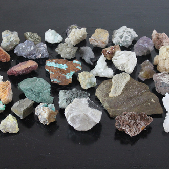 A big lot of various minerals and semi-precious stones