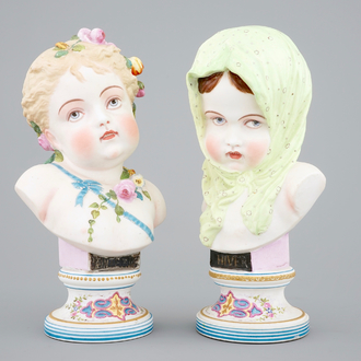 Twee polychrome biscuit bustes, "De Lente" en "De Winter", Vion et Baury, Parijs, 19e eeuw