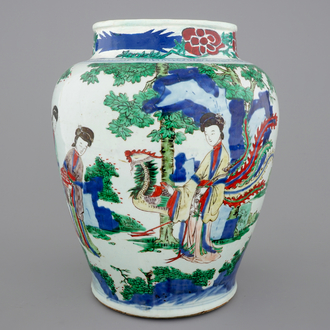 A large Chinese wucai vase, Transitional period, 1620-1683