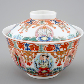 A Chinese famille rose Bencharong covered bowl for the Thai market, 19/20th C.