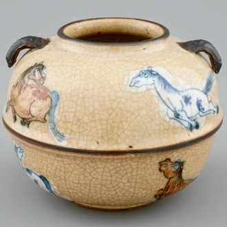 A globular Chinese vase with horses on a crackled brown ground, 18/19th C.