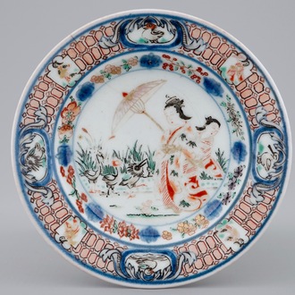 Een Japans Imari bord met parasoldames naar Cornelis Pronk, ca. 1740