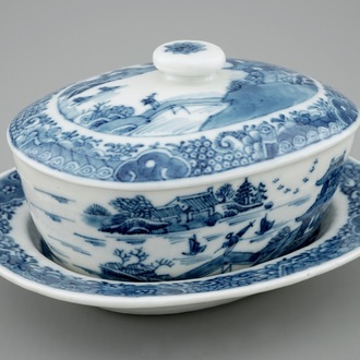 A Chinese blue and white butter tub on stand, Qianlong, 18th C.