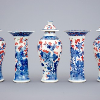 A small Chinese partly clobbered blue and white five piece garniture, Qianlong, 18th C.