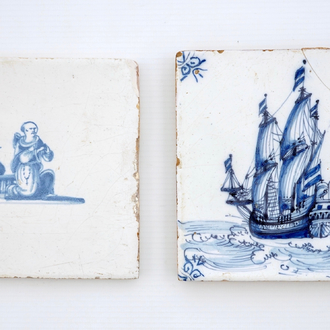 Een fijne blauw-witte Harlingse tegel met een schip en een met een Chinese katholiek, 17/18e eeuw