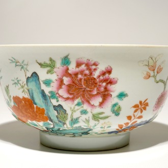 Un bol en porcelaine de Chine famille rose, marque de Daoguang, 19/20ème