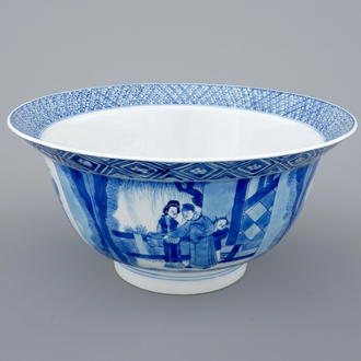 Een blauw-witte Chinese klapmuts kom, Kangxi merk en periode