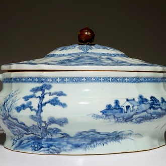 A blue and white Chinese tureen and cover, Qianlong