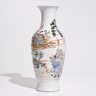 A Chinese famille rose vase with immortals, Ju Ren Tang mark, 20th C.