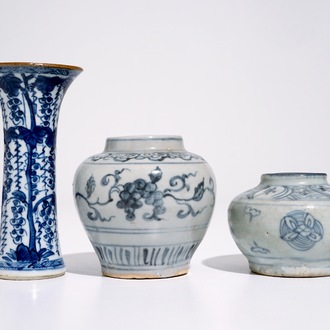 Two blue and white Chinese jarlets, Ming, and a Kangxi beaker vase