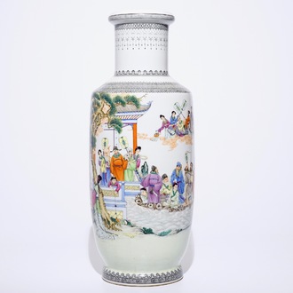 A large Chinese famille rose rouleau vase with figures in a garden, 20th C.