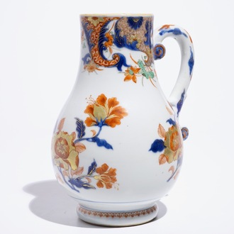 A Chinese verte-imari jug with floral design, Qianlong