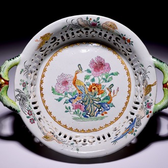 A Dutch Delft polychrome petit feu reticulated basket with Chinese famille rose example, 18th C.