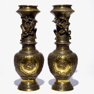 A pair of Japanese gilt brass vases with applied dragons, Meiji/Taisho, 19/20th C.