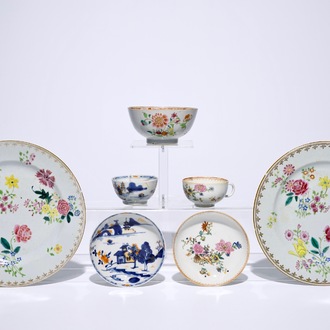 Een gevarieerd lot Chinees famille rose en Imari-stijl porselein, 18e eeuw