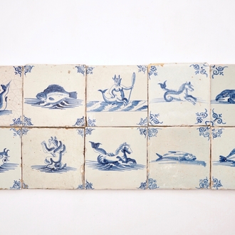Tien blauw-witte Delftse tegels met zeewezens, 17e eeuw