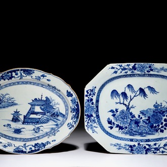 Twee grote blauwwitte ovale en octagonale schotels, Qianlong