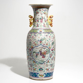 Un grand vase en porcelaine de Chine famille rose à décor d'un éléphant, 19ème