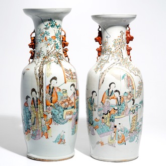 Deux grands vases en porcelaine de Chine qianjiang cai, 19/20ème