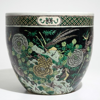 A Chinese famille noire fish bowl, 19/20th C.