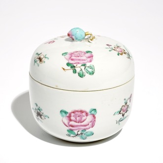 A Chinese famille rose box and cover with floral design, Qianlong