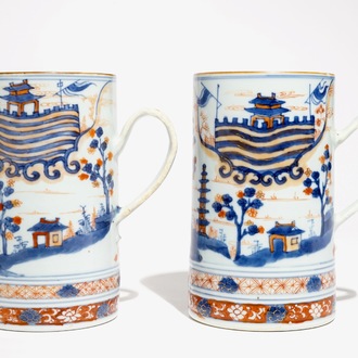 A pair of Chinese Imari mugs with landscape design, Kangxi