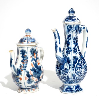 A Chinese blue and white covered jug and an Imari style covered jug, Kangxi