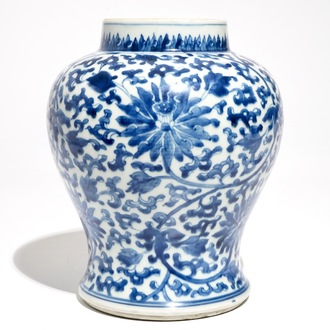 A Chinese blue and white vase with lotus scrolls, Kangxi