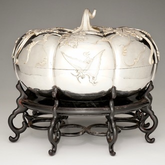 A fine large Chinese silver pumpkin-shaped condiments box and cover, Qing Yun, Tientsin, 18/19th C.