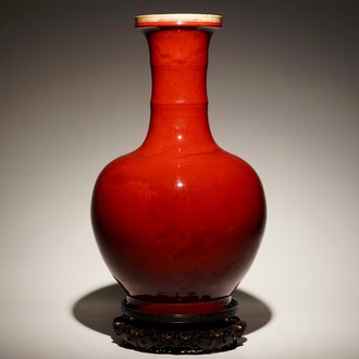 A Chinese monochrome langyao bottle vase, 19/20th C.