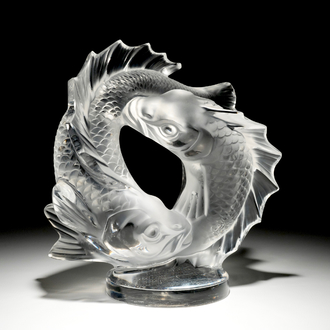 Un groupe en crystal de Lalique, figurant deux poissons koi, 2ème moitié du 20ème