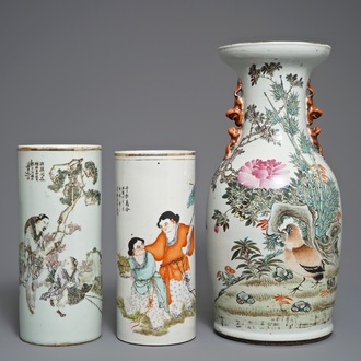 Two Chinese qianjiang cai hat stands and a vase, 19/20th C.