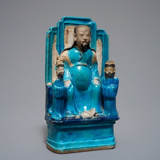 Een Chinese turquoise geglazuurde groep met Zhenwu en zijn dienaars, Kangxi