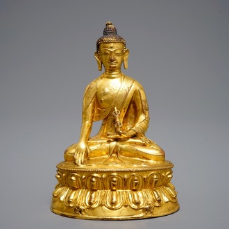 Un modèle de Bouddha au vajra en bronze doré, Tibet, 19ème