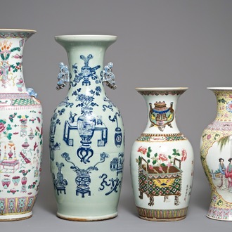 Quatre vases en porcelaine de Chine famille rose et bleu et blanc, 19/20ème