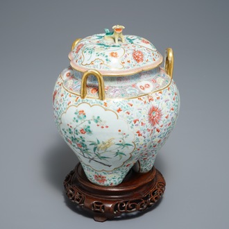 A Chinese famille rose incense burner and cover, mark of Jiangxi Porcelain Company, Republic, 20th C.