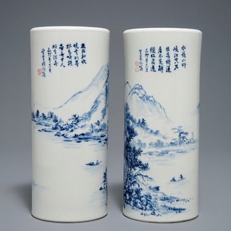 A pair of Chinese blue and white hat stands, 20th C.