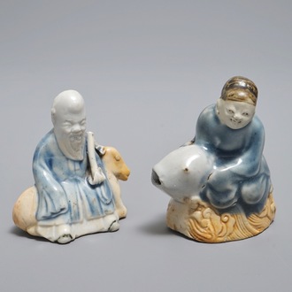 Two Chinese figurative blue and white on biscuit water droppers, Qianlong