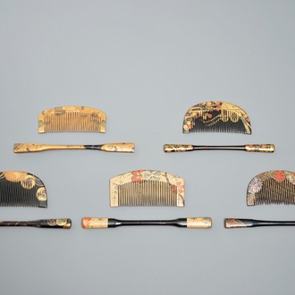 Dix ensembles de peignes de type Kushi et d'épingles de type Kougai en laque, Japon, Meiji, 19ème