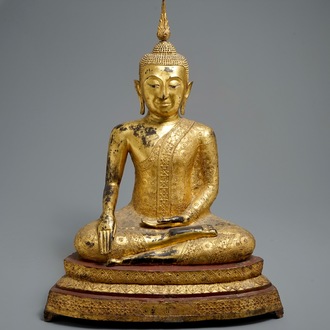 Een grote Thaise verguld bronzen boeddha op lotustroon, Rattanakosin, 19e eeuw