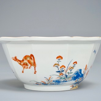 A Japanese decagonal Kakiemon bowl with horses among flowers, Edo, 17th C.