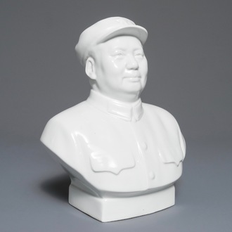 Un buste de Mao Zedong en porcelaine de Chine, 2ème moitié du 20ème
