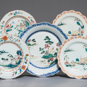 Four Chinese famille rose plates and a charger with landscape designs, Qianlong