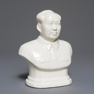 Un buste de Mao Zedong en porcelaine de Chine, 2ème moitié du 20ème