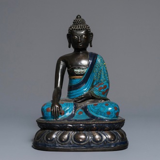 A Chinese cloisonné enamel model of Buddha, 19th C.