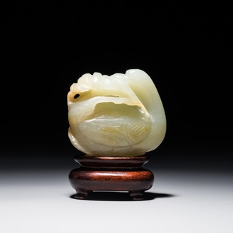 A Chinese carved jade model of a goose, 19/20th C.