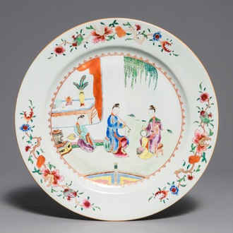 A Chinese famille rose charger with female musicians, Qianlong