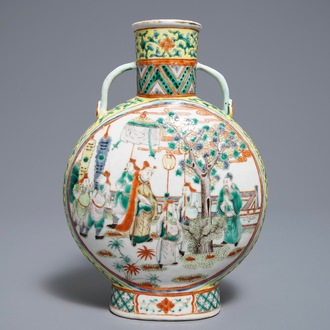 A Chinese famille verte moonflask, Xuande mark, 19th C.