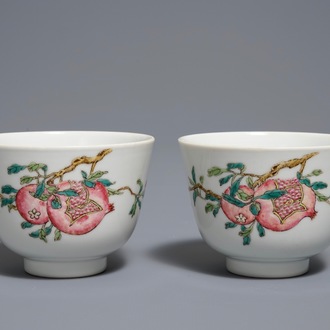 A pair of Chinese famille rose pomegranate cups, Daoguang mark, 19/20th C.